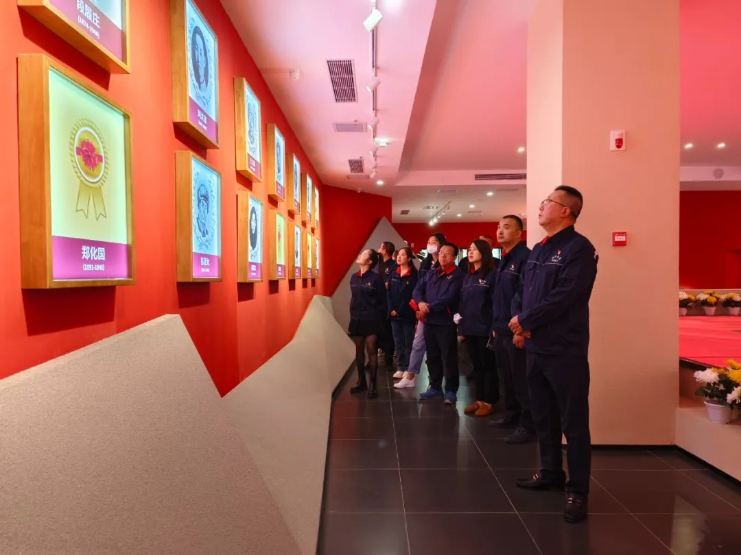 1714100062724440.jpg 640.webp (1).jpg